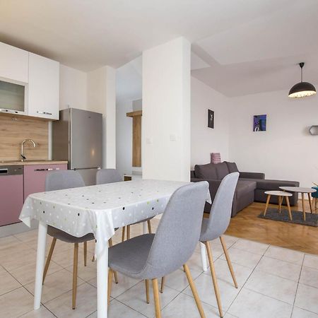 Apartman Sesna Bol Ngoại thất bức ảnh